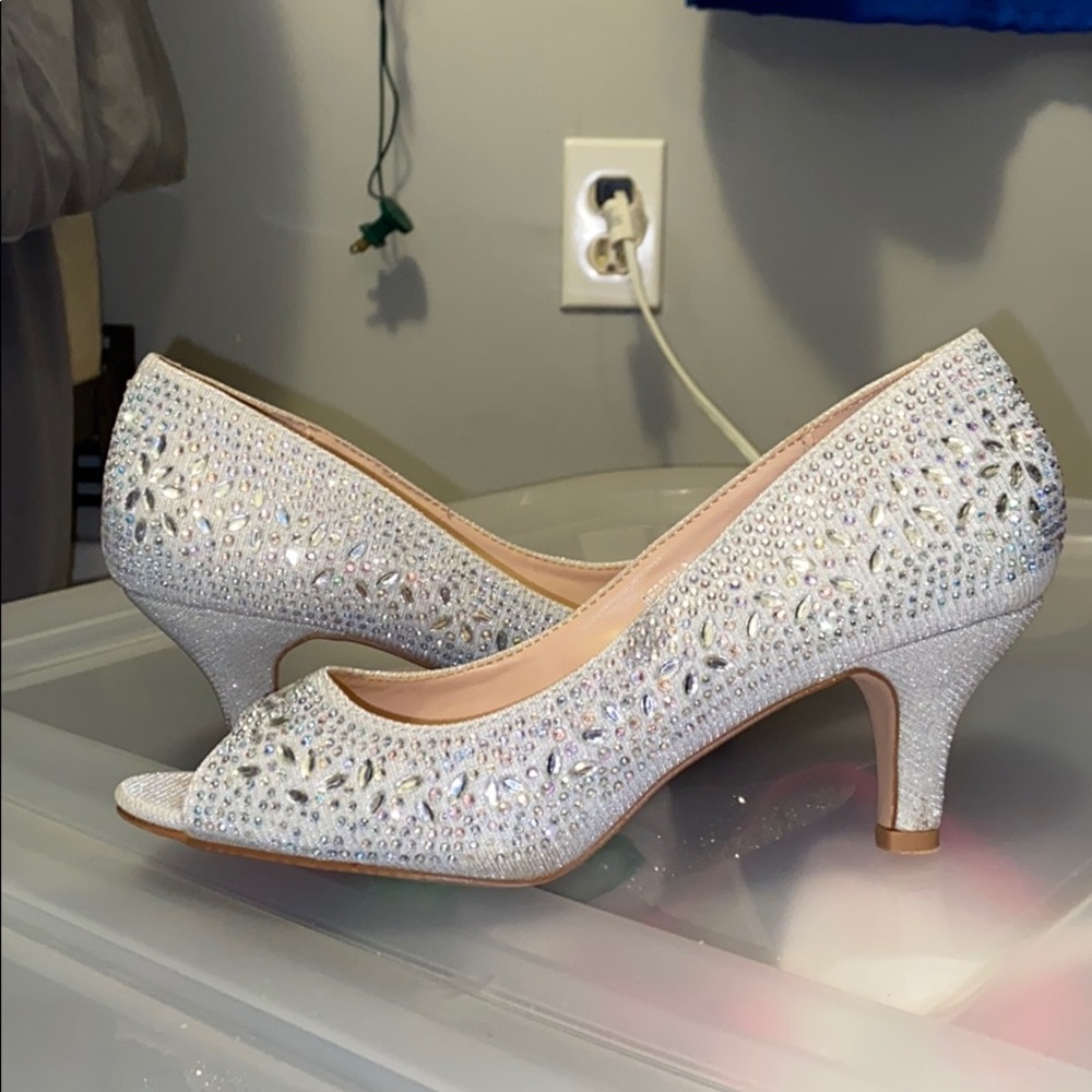 Bedazzled small heel